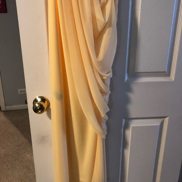 Yellow Bridesmaid Dress From David’s Bridal - Picture 2 of 4